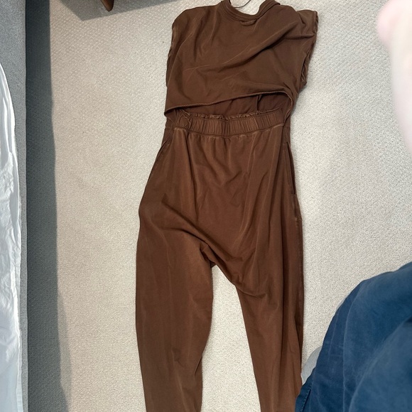 FP Movement Hot Shot V Neck Onesie- Carob - Picture 4 of 6